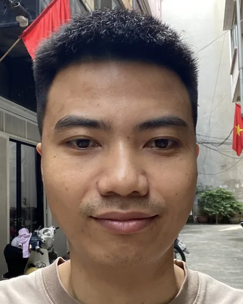 Hung Nguyen, the designer behind DoodleGrove